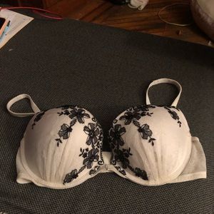Beautiful Victorias Secret Bra